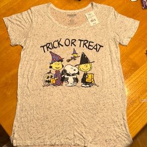 Peanuts Trick or Treat short sleeve womens t-shirt